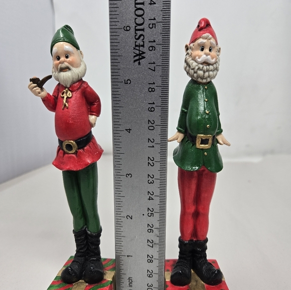 Christmas Decoration Two Santas Resin Standing On Presents 6 Inches Holiday - Picture 8 of 9